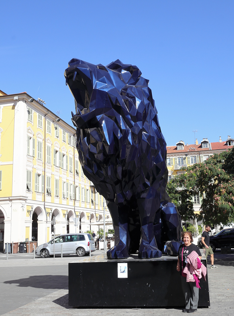 Хор 'София' пя на
Лазурния бряг