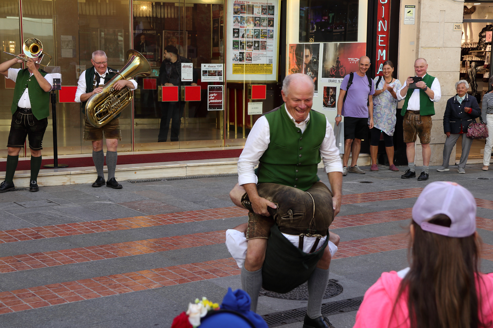Хор 'София' пя на
Лазурния бряг