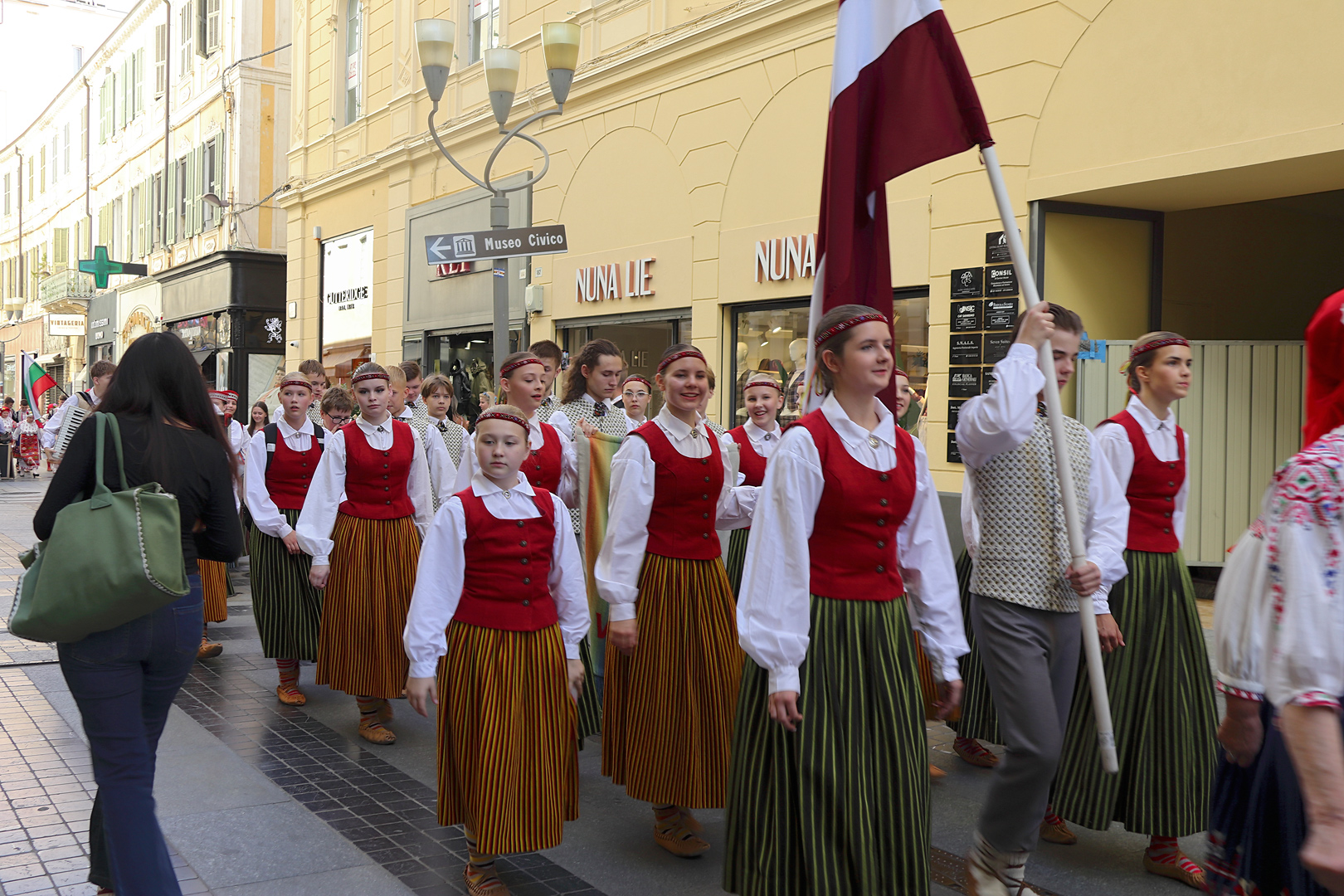 Хор 'София' пя на
Лазурния бряг