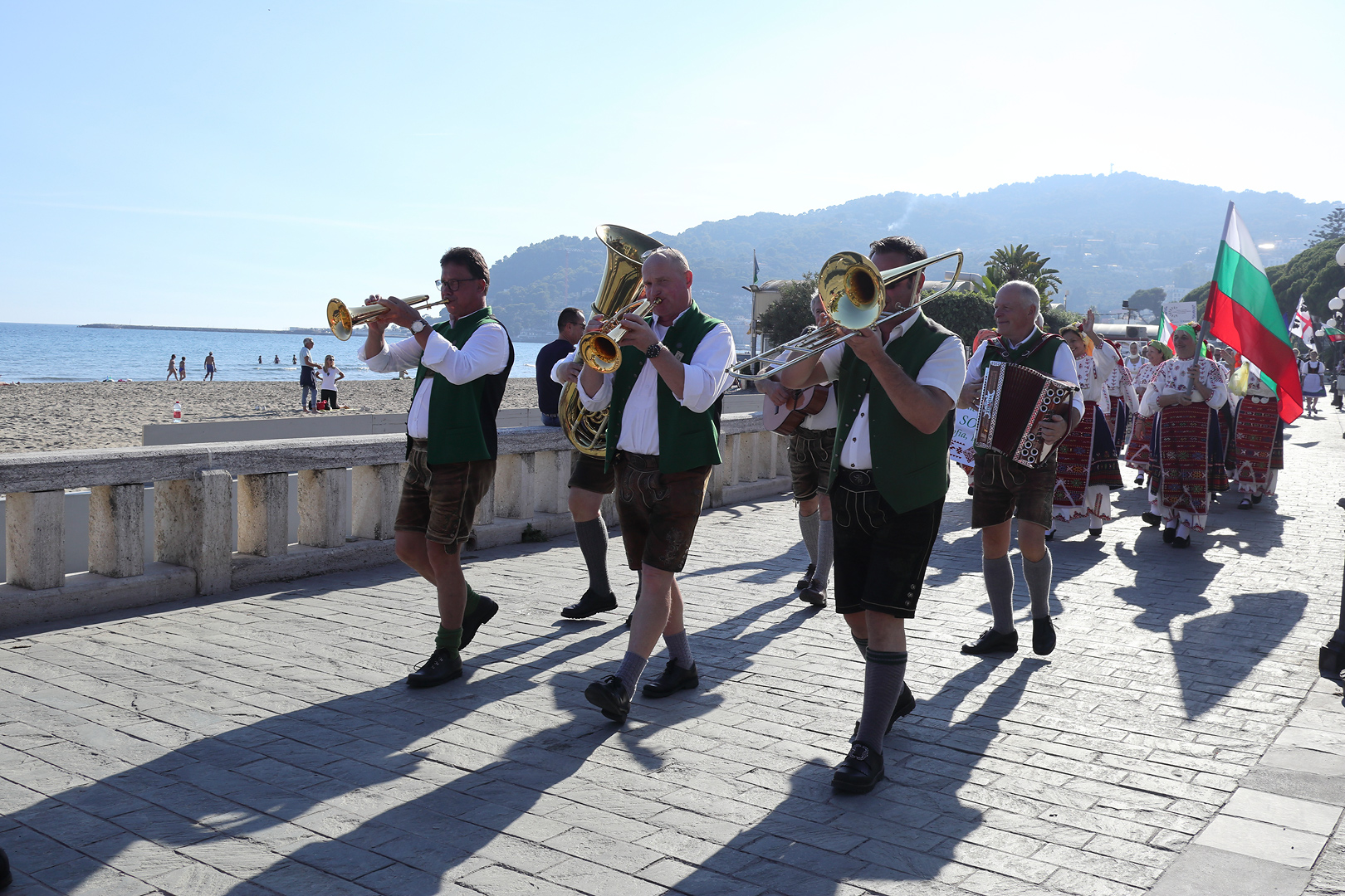 Хор 'София' пя на
Лазурния бряг