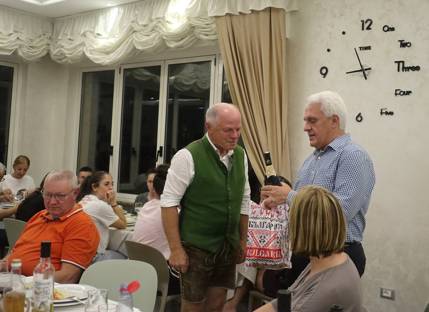 Хор 'София' пя на
Лазурния бряг