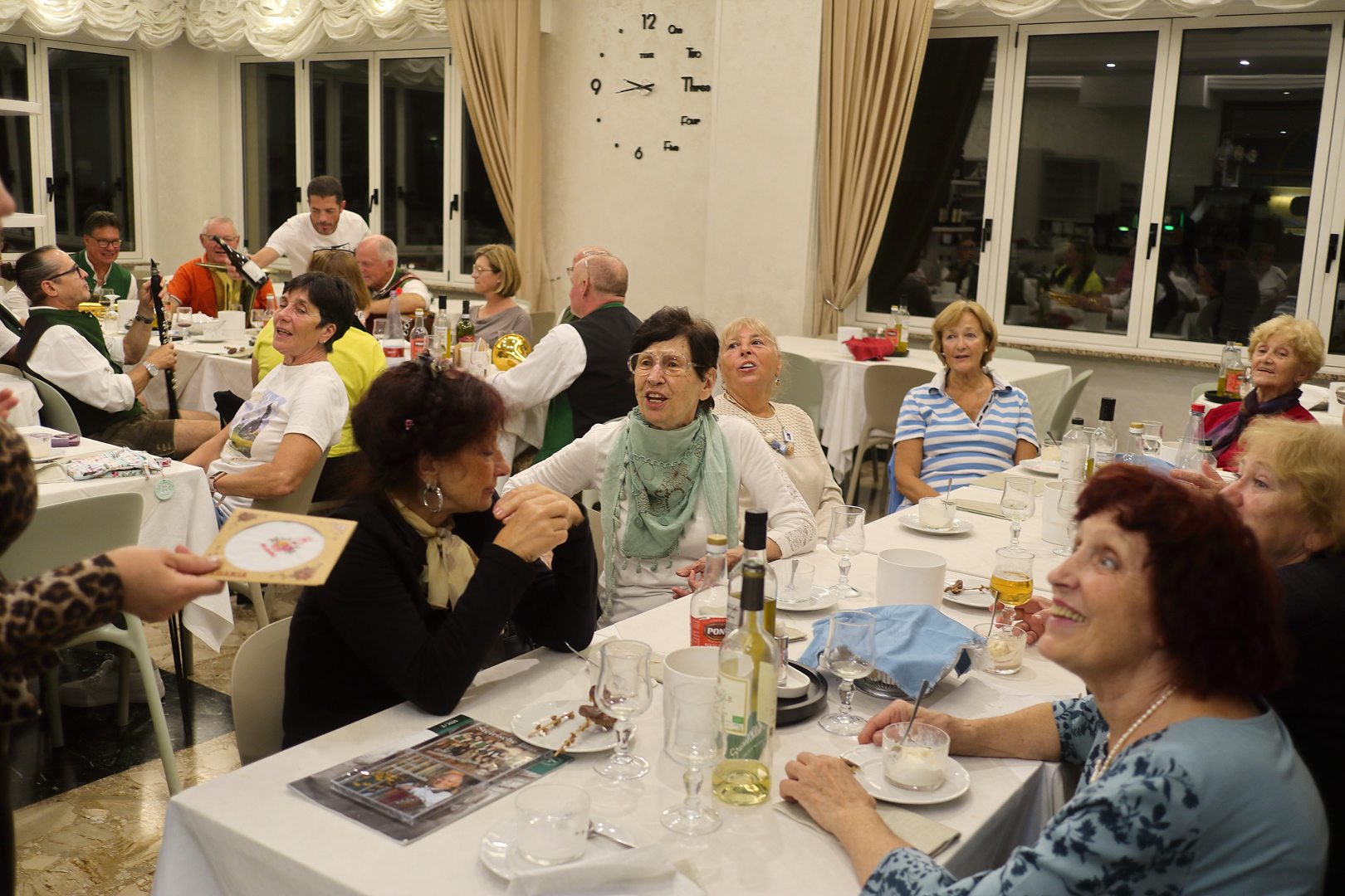 Хор 'София' пя на
Лазурния бряг